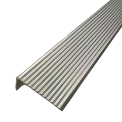 Trappenese aluminium 2,7 meter